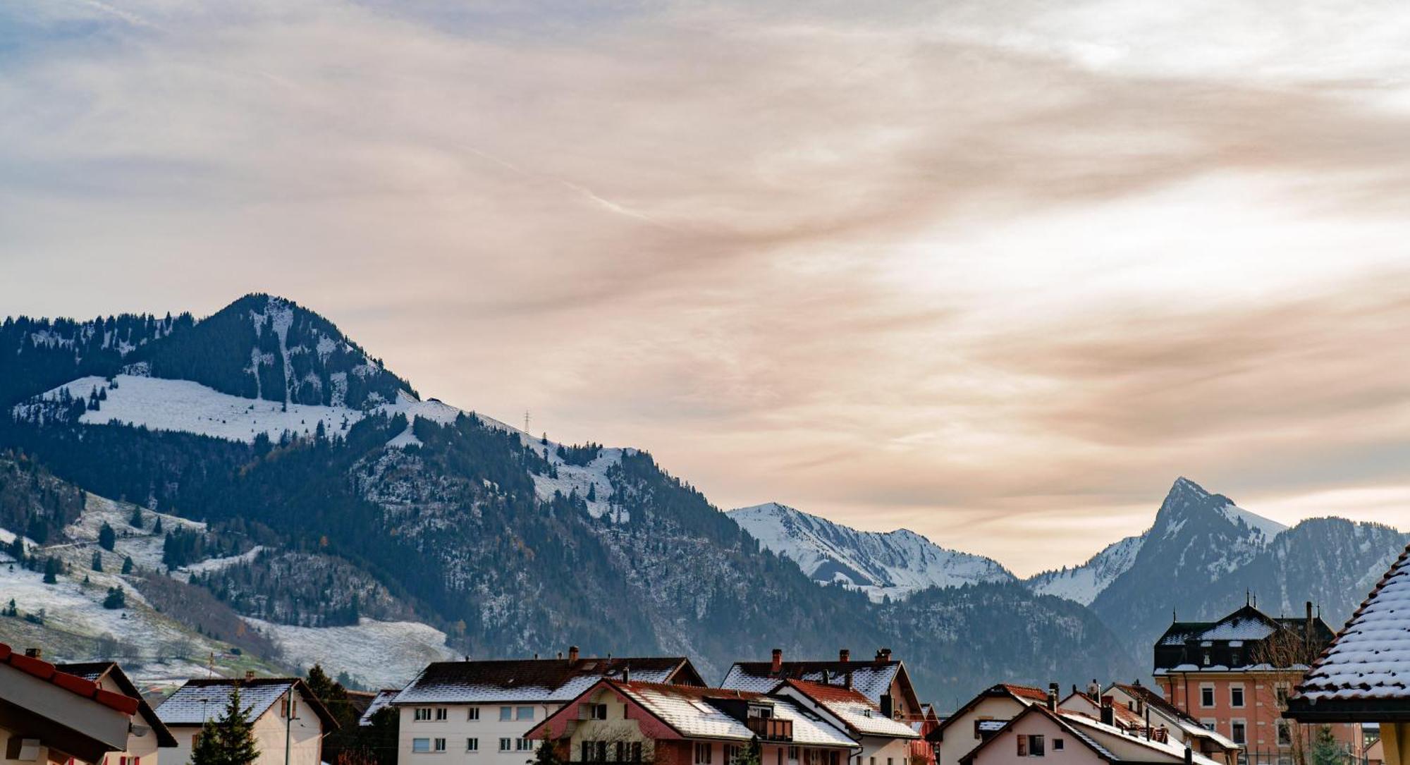 Gruyere Alpes Appartement 3 Chambres Bbq Parking Neirivue Eksteriør bilde
